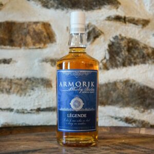 Whisky breton bio distillé à Lannion à la distillerie Warenghem.